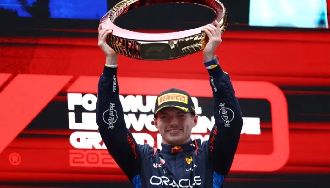 MAX VERSTAPPEN WINS THE CHINESE GRAND PRIX 2024
