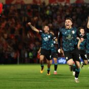 LEAGUE TWO PLAY-OFFS : DONCASTER ROVERS VS CREWE ALEXANDRA – 10/05/2024  (PHOTO – CREWE ALEXANDRA CELEBRATE)