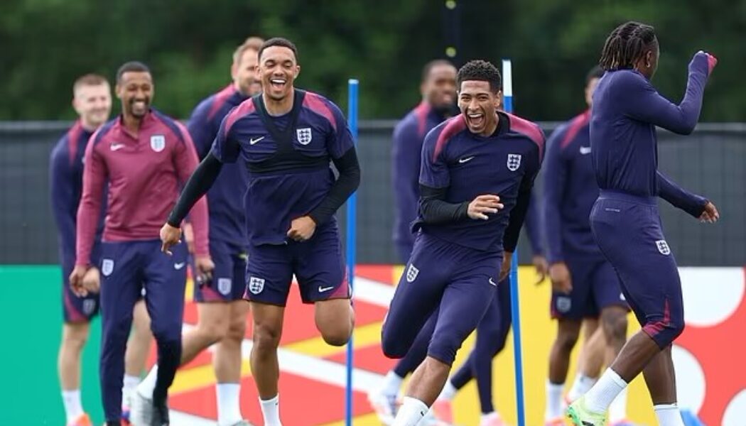 WATCH ENGLAND TRAINING LIVE BEFORE THEIR EUROS MATCH AGAINST DENMARK TOMORROW….!