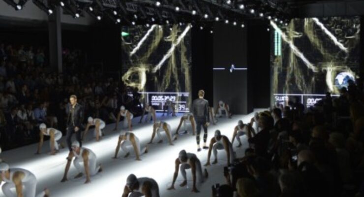 DIRK BIKKEMBERGS – SS 15