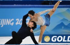 Another Chance To Be Transported Into A Land Of Beautiful Ice Dances…!  (Photo – Sui Wenjing & Han Cong)