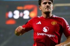 UEFA EUROPA LEAGUE – 03/10/2024  (PHOTO – HARRY MAGUIRE CELEBRATES)