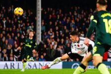 PREMIER LEAGUE : MONDAY – 04/11/2024  (PHOTO – HARRY WILSON SCORES A BRACE!)