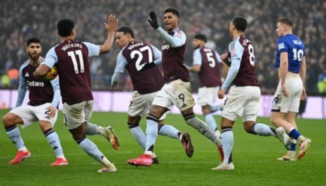 PREMIER LEAGUE :  SATURDAY – 15/02/2025  (PHOTO – OLLIE WATKINS AND MARCUS RASHFORD CELEBRATE)