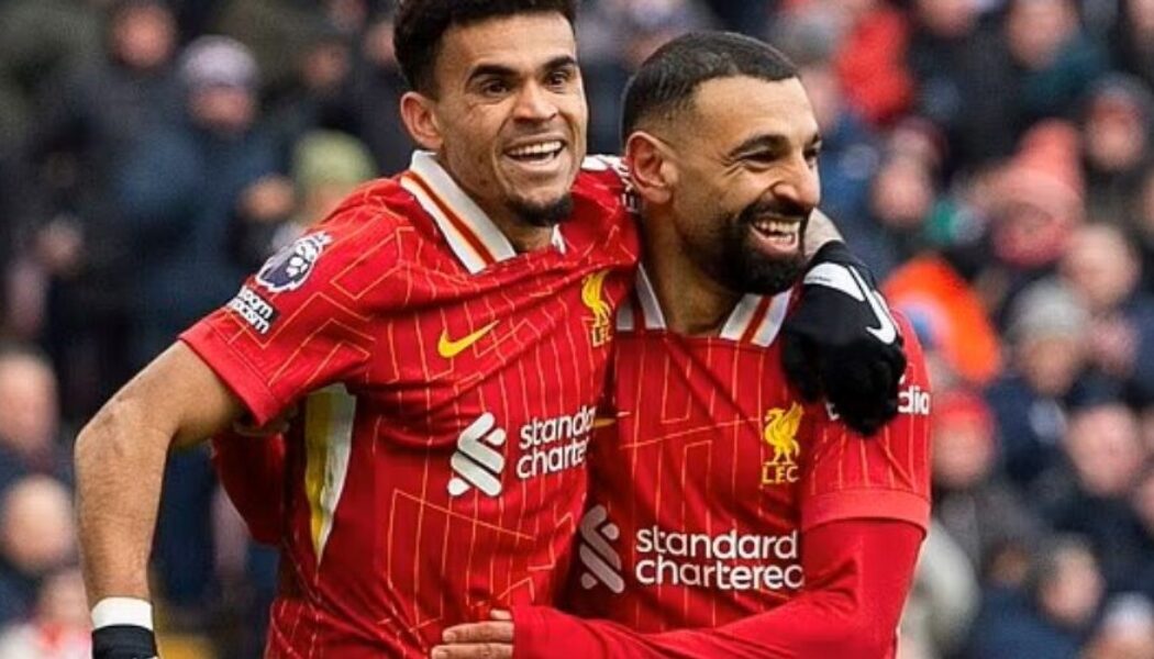 PREMIER LEAGUE : SUNDAY – LIVERPOOL VS WOLVES – 16/02/2025 – (PHOTO – LUIS DIAZ AND MO SALAH CELEBRATE)