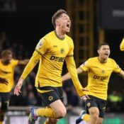 PREMIER LEAGUE : WOLVERHAMPTON WANDERERS VS WEST HAM UNITED – 01/04/2025  (PHOTO – LARSEN CELEBRATES)