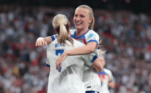 UEFA WOMEN’S NATIONS LEAGUE : ENGLAND WOMEN VS PORTUGAL WOMEN – 30/05/2025  (PHOTO – AGGIE BEEVER-JONES AND BETH MEAD CELEBRATE)