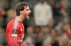 UEFA EUROPA LEAGUE SEMI-FINAL : MANCHESTER UNITED VS ATHLETIC BILBAO – 08/05/2025  (PHOTO – MASON MOUNT CELEBRATES)
