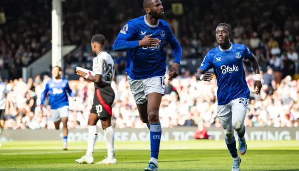 PREMIER LEAGUE : SATURDAY – 10/05/2025 (PHOTO – BETO CELEBRATES SCORING FOR EVERTON)
