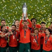 UEFA NATIONS LEAGUE FINAL : PORTUGAL VS SPAIN – 08/06/2025 (PHOTO – PORTUGAL LIFT THE TROPHY)