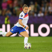 UEFA WOMEN’S EUROS 2025 QUARTER-FINAL :  SWEDEN VS ENGLAND – 17/07/2025 (PHOTO – LUCY BRONZE SCORES FOR ENGLAND – TWICE!)