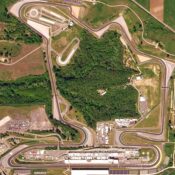 MARTIN BRUNDLE TALKS US THROUGH THE INTRICACIES OF THE HUNGARORING CIRCUIT BY HELICOPTER
