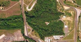 MARTIN BRUNDLE TALKS US THROUGH THE INTRICACIES OF THE HUNGARORING CIRCUIT BY HELICOPTER