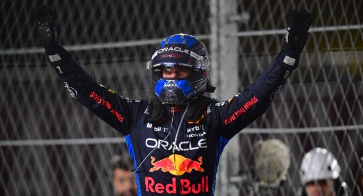 MAX VERSTAPPEN WINS FOURTH WORLD TITLE AT THE LAS VEGAS GRAND PRIX 2024 & GEORGE RUSSELL, LEWIS HAMILTON & CARLOS SAINZ COME 1ST, 2ND & 3RD IN THE RACE