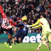 PREMIER LEAGUE :  SATURDAY – 08/11/2025  (PHOTO – BRIAN BROBBEY SCORES ACROBATIC EQUALISER FOR SUNDERLAND)