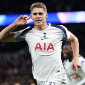 CHAMPIONS LEAGUE : TUESDAY – 04/11/2025  (PHOTO – MICKY VAN DE VEN CELEBRATES)