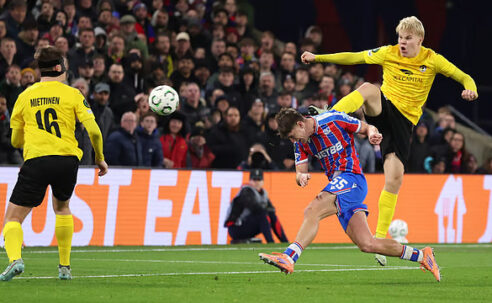 UEFA CONFERENCE LEAGUE : CRYSTAL PALACE VS KUPS KUOPIO – 18/12/3035 (PHOTO – JUSTIN DEVENNEY SCORES FOR CRYSTAL PALACE)