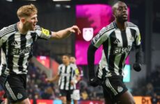 PREMIER LEAGUE : TUESDAY – 30/12/2025 (PHOTO – YOANNE WISSA CELEBRATES)