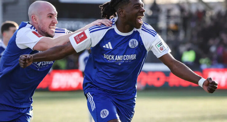 FA CUP :  MACCLESFIELD VS CRYSTAL PALACE – 10/01/2026 (PHOTO ISAAC BUCKLEY-RICKETTS CELEBRATES)