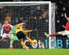 PREMIER LEAGUE :  WOLVES VS ARSENAL – 18/02/2026  (PHOTO – TOM EDOZIE EQUALISES FOR WOLVES)