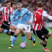 PREMIER LEAGUE : MAN CITY VS BRENTFORD – 09/05/2026 (PHOTO – HAALAND AND MARMOUSH CELEBRATE)