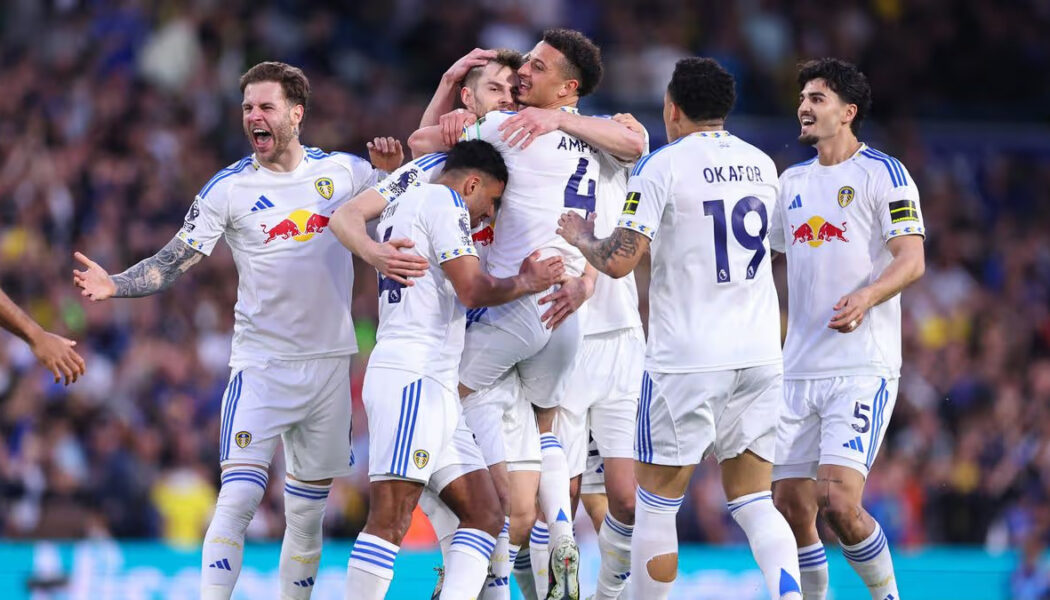 PREMIER LEAGUE : LEEDS UNITED VS BURNLEY – 01/05/2026 (PHOTO – ANTON STACH AND LEEDS CELEBRATE HIS “STACHTASTIC” GOAL!