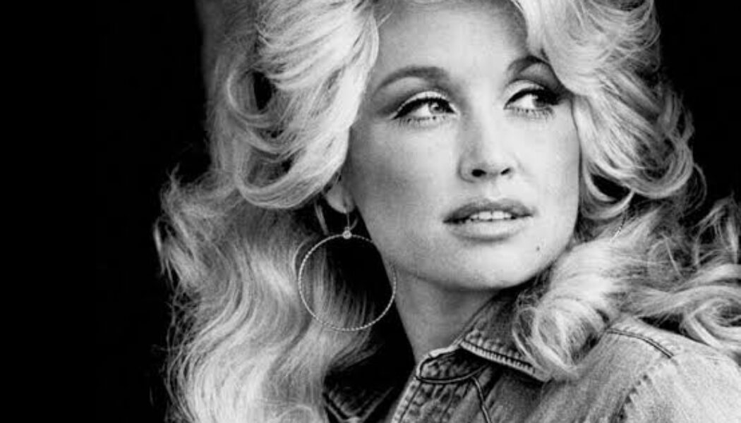DOLLY PARTON GREATEST HITS!