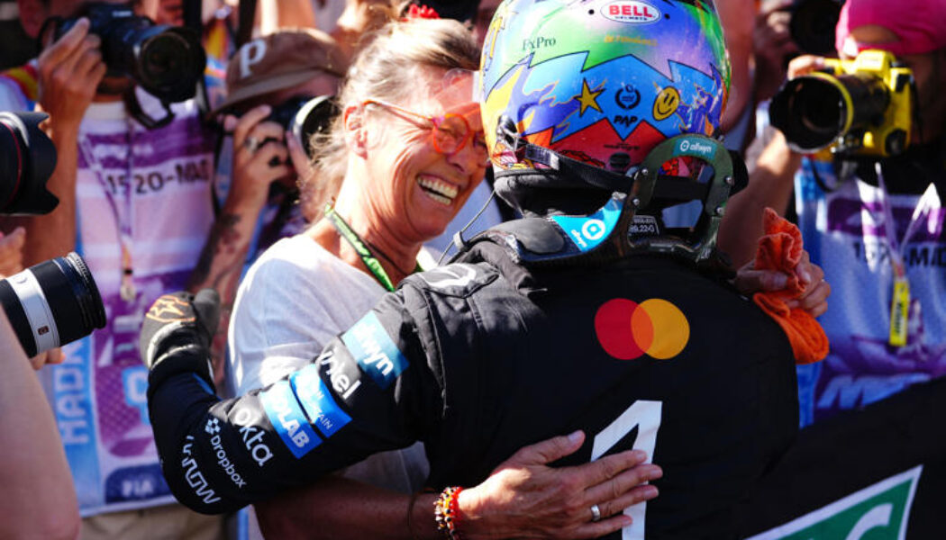 LANDO NORRIS TAKES POLE IN QUALIFYING IN MADRID!   (PHOTO – LANDO NORRIS CELEBRATES WITH HIS MUM CISCA AFTER HIS POLE WIN!)