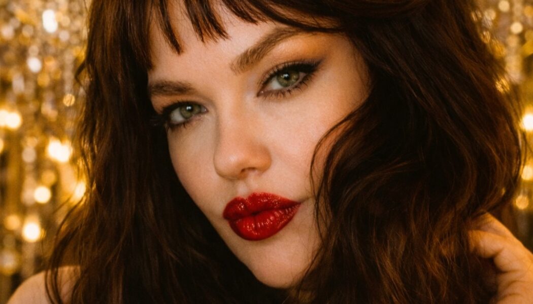 “LOVE BRINGS LOVE”  A TRIBUTE SHOW IN HONOUR OF ALBER ELBAZ AND SUPERB SHOWS FROM SEASON’S PAST!