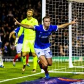 CHAMPIONSHIP : PORTSMOUTH VS BOLTON – 11/12/2023  (PHOTO – CONOR SHAUGHNESSY CELEBRATES)