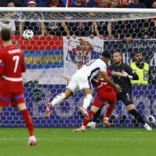 EUROS 2024 – 16/06/2024   (PHOTO – JUDE BELLINGHAM HEADS THE BALL INTO THE BACK OF THE NET)