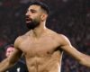 PREMIER LEAGUE : SUNDAY – 24/11/2024  (PHOTO – MO SALAH CELEBRATES SCORING A BRACE BY SHOWING OFF HIS CHISELLED ABS!)