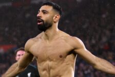 PREMIER LEAGUE : SUNDAY – 24/11/2024  (PHOTO – MO SALAH CELEBRATES SCORING A BRACE BY SHOWING OFF HIS CHISELLED ABS!)