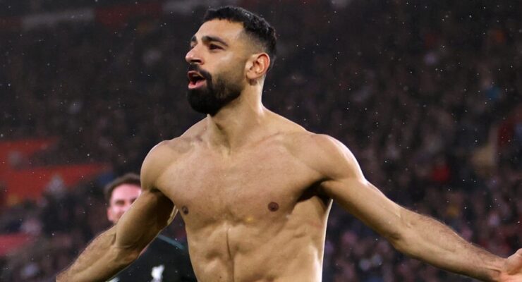 PREMIER LEAGUE : SUNDAY – 24/11/2024  (PHOTO – MO SALAH CELEBRATES SCORING A BRACE BY SHOWING OFF HIS CHISELLED ABS!)