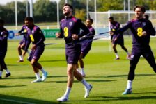 ENGLAND TRAIN FOR THE REPUBLIC OF IRELAND TIE ON SUNDAY