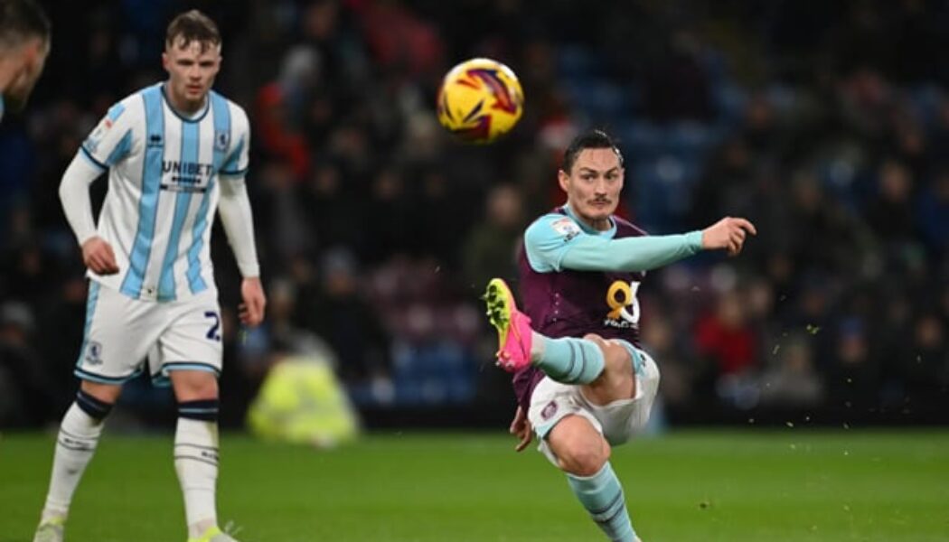 CHAMPIONSHIP : FRIDAY – 06/12/2024  (PHOTO – CONNOR ROBERTS SCORES FOR BURNLEY – ASSISTED BY THE WIND!)