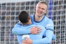 PREMIER LEAGUE : SUNDAY – 29/12/2024  (PHOTO – HAALAND AND WALKER CELEBRATE)