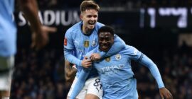 FA CUP THIRD ROUND :  MAN CITY VS SALFORD CITY – SATURDAY (11/01/2025)   (PHOTO – DIVIN MUBAMA AND JAMES MCATEE CELEBRATE)