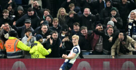 CARABAO CUP SEMI-FINAL : WEDNESDAY – 08/01/2025  (PHOTO – LUCAS BERGVALL CELEBRATES)