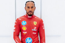 LEWIS HAMILTON’S FIRST DAY AT FERRARI  (PHOTO – LEWIS HAMILTON WEARS HIS NEW FERRARI RACING SUIT!)