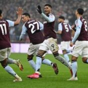 PREMIER LEAGUE :  SATURDAY – 15/02/2025  (PHOTO – OLLIE WATKINS AND MARCUS RASHFORD CELEBRATE)