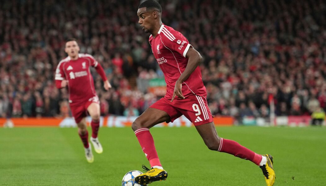 CHAMPIONS LEAGUE : LIVERPOOL VS ATLETICO MADRID – 17/09/2025  (PHOTO – ALEXANDER ISAK ON THE BALL)