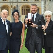 DAVID BECKHAM SPEAKS OF HIS PRIDE AFTER BEING KNIGHTED BY KING CHARLES ON 04/11/2025 (PHOTO – SIR DAVID, LADY VICTORIA & DAVID’S PARENTS TED AND SANDRA)