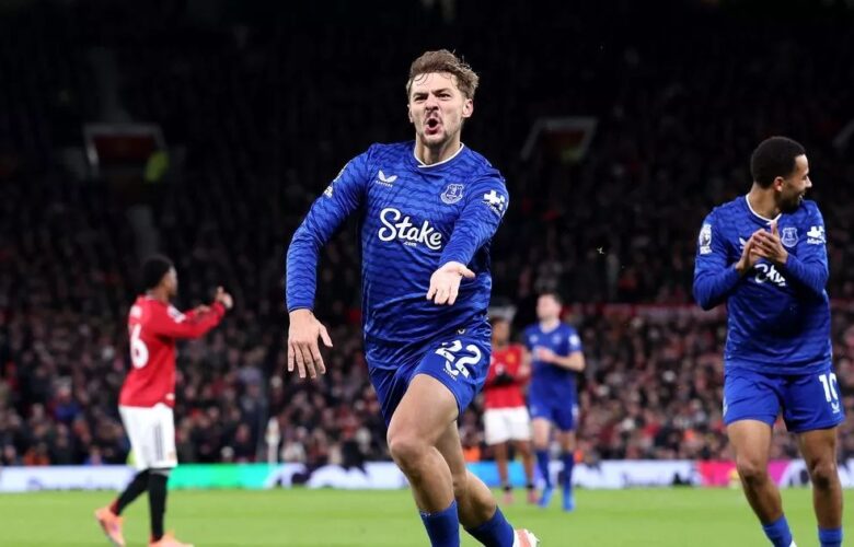 PREMIER LEAGUE : MAN UNITED VS EVERTON – 24/11/2025  (PHOTO – KIERNAN DEWSBURY-HALL CELEBRATES)