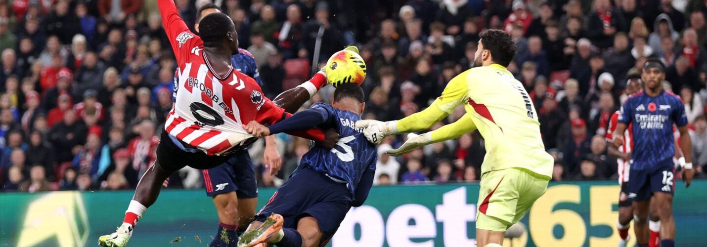 PREMIER LEAGUE :  SATURDAY – 08/11/2025  (PHOTO – BRIAN BROBBEY SCORES ACROBATIC EQUALISER FOR SUNDERLAND)