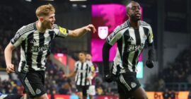 PREMIER LEAGUE : TUESDAY – 30/12/2025 (PHOTO – YOANNE WISSA CELEBRATES)