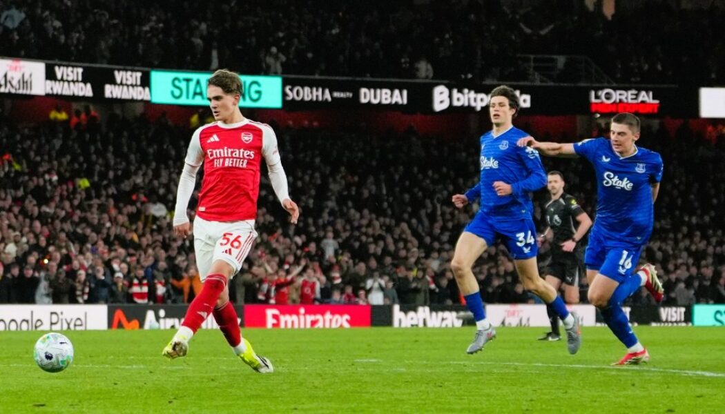 PREMIER LEAGUE : 14/03/2026  (PHOTO – MAX DOWMAN SCORES FOR ARSENAL)