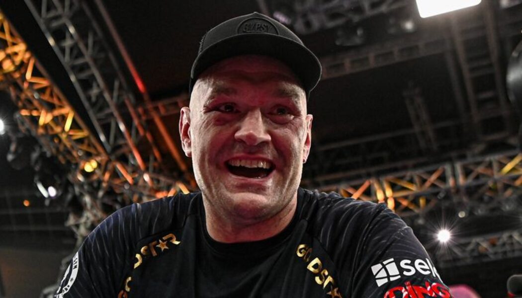 TYSON FURY WINS MATCH AGAINST ARSLANBEK MAKHMUDOV, AND THEN GOES ON TO CALL OUT ANTHONY JOSHUA!