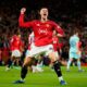 PREMIER LEAGUE : MANCHESTER UNITED VS BRENTFORD – 27/04/2026 (PHOTO – BENJAMIN SESKO CELEBRATES)