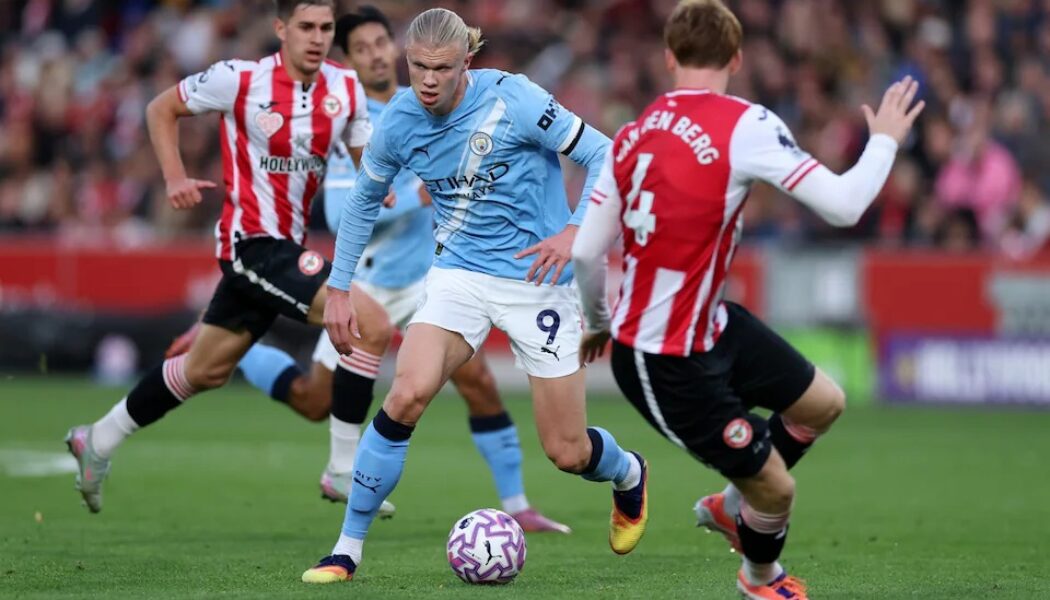 PREMIER LEAGUE : MAN CITY VS BRENTFORD – 09/05/2026 (PHOTO – HAALAND AND MARMOUSH CELEBRATE)
